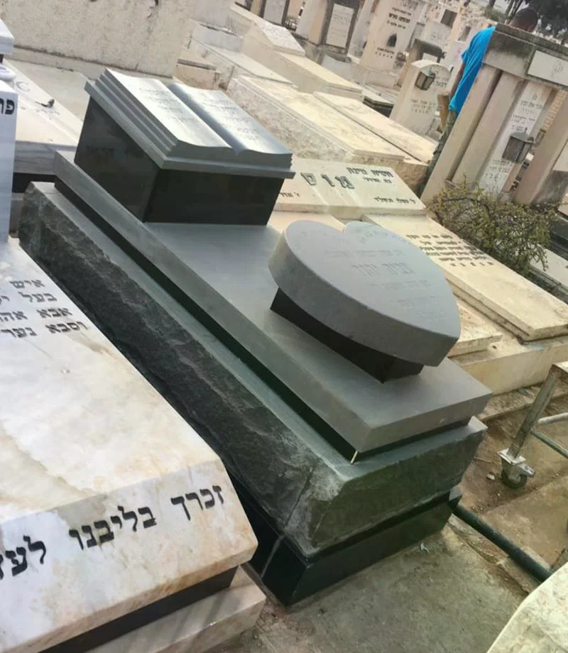 מצבה (23)